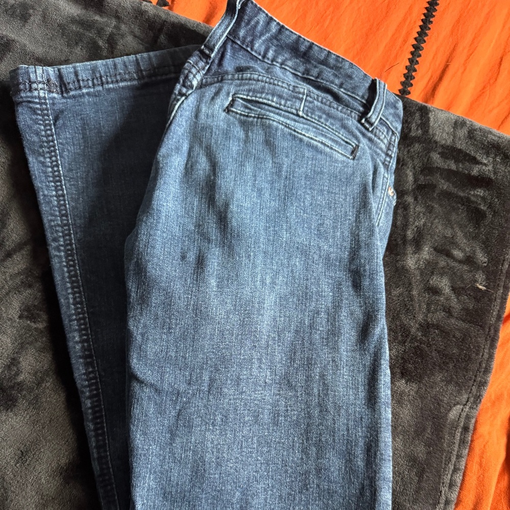 Cinch pocketless jeans